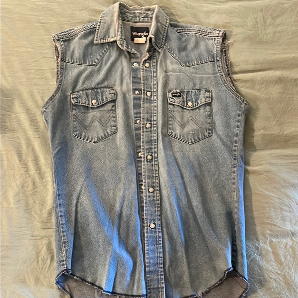 Wrangler Sleeveless Denim Shirt